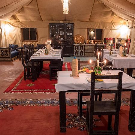 Merzouga Glossy Camp Екстериор снимка