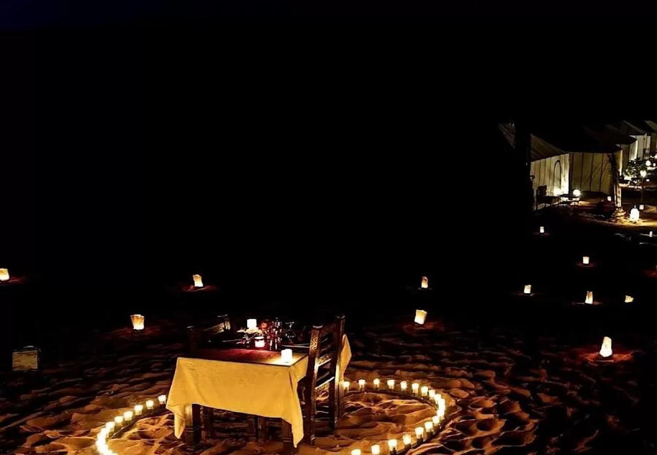 Merzouga Glossy Camp Екстериор снимка