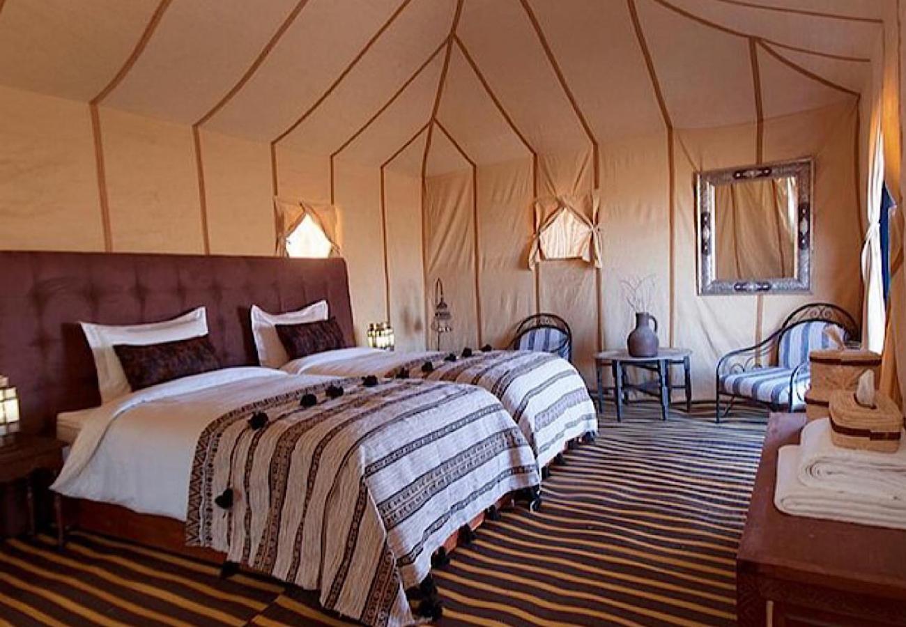 Merzouga Glossy Camp Екстериор снимка