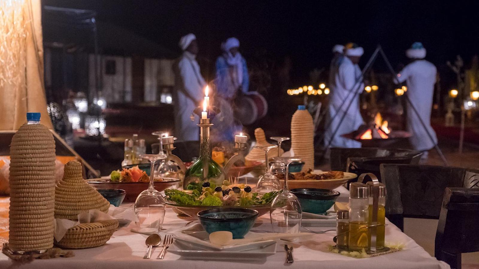Merzouga Glossy Camp Екстериор снимка